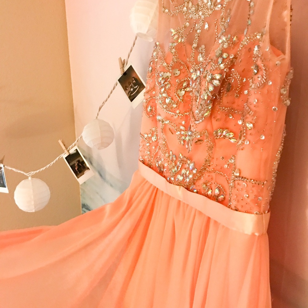 Peach Prom dress